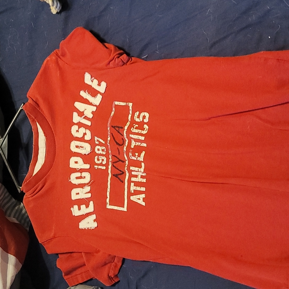 men's aercpostale shirt hardly worn